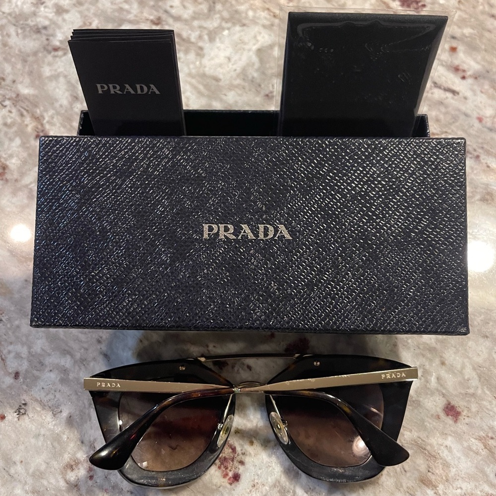 Prada Black and Brown Havana Sunglasses - Picture 5 of 10